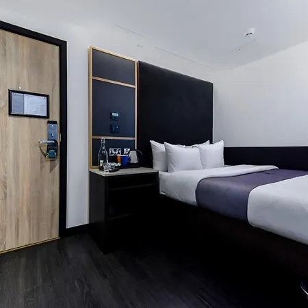 The Z Hotel Holborn-2