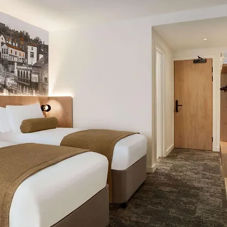 Super 8 By Wyndham Durham-2