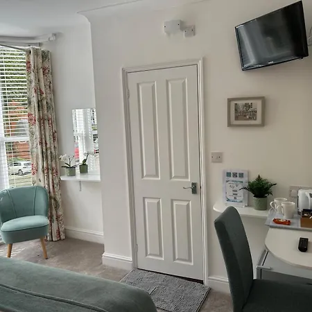 Upper Rock Brighton - Guest House-3