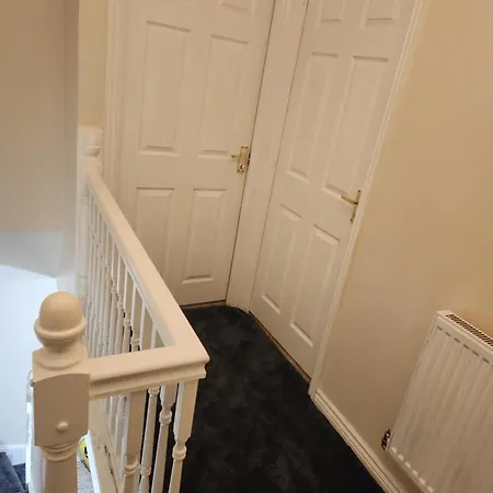69 Swan Lane-2