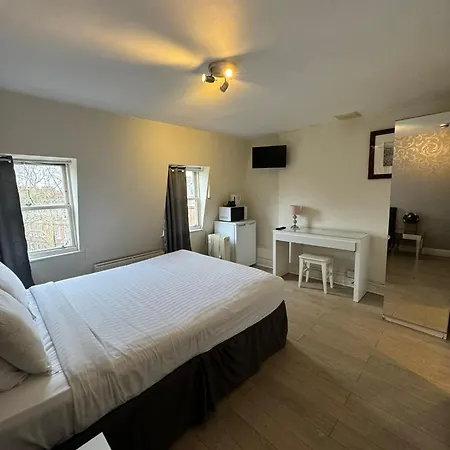 The Paramount Hotel-3