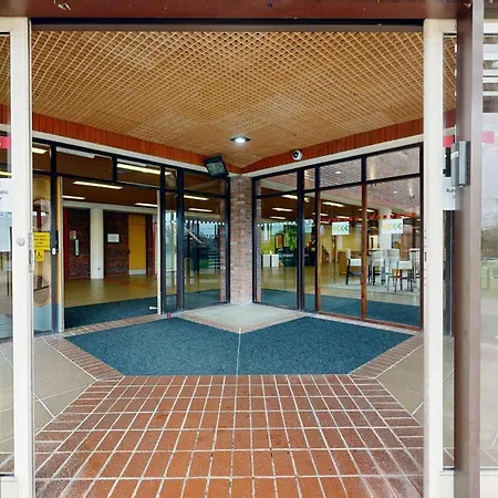 Yarnfield Park Training And Conference Centre-2
