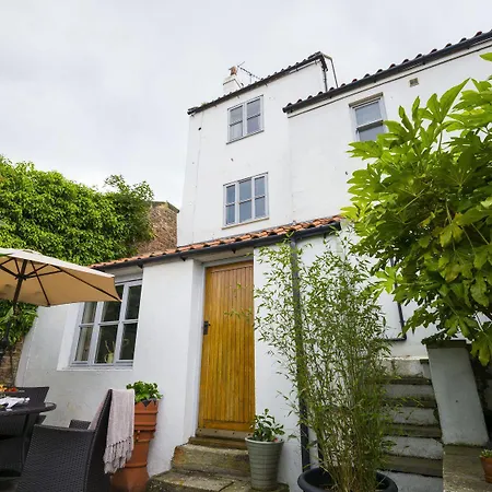 Sunshine Cottage-2