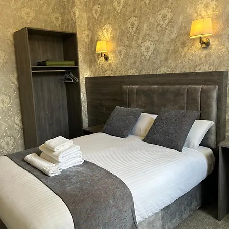 Alexander Guest House-3