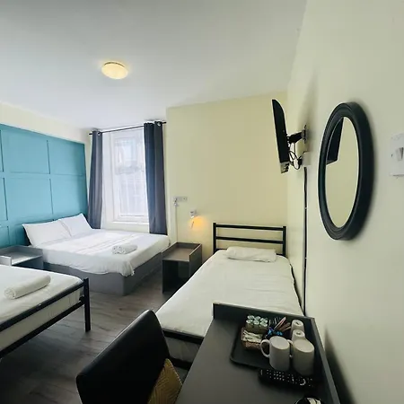 Calypso Hotel Blackpool-3