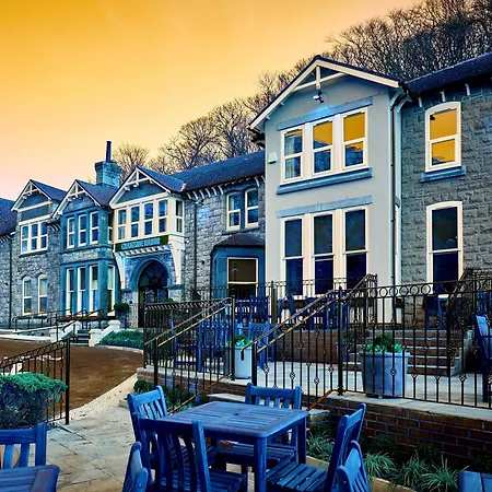Craigside Manor-2