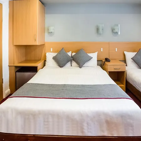 London Guest House By Oyo - Acton-2