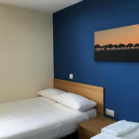 Oyo Wave Crest Hotel-2