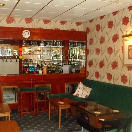 Roselea Hotel - St Chads-3