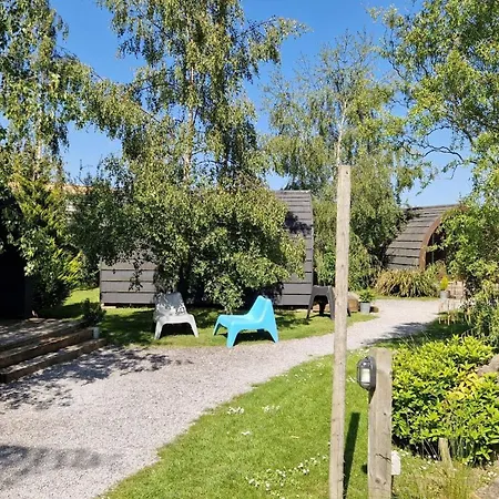 The Little Hide - Adult Only Camping Pods-3