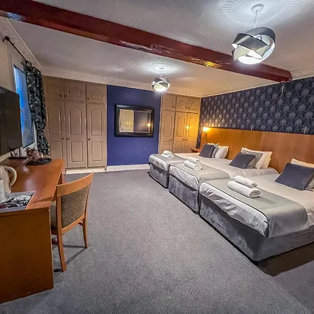 Quayside Hotel & Bar-2