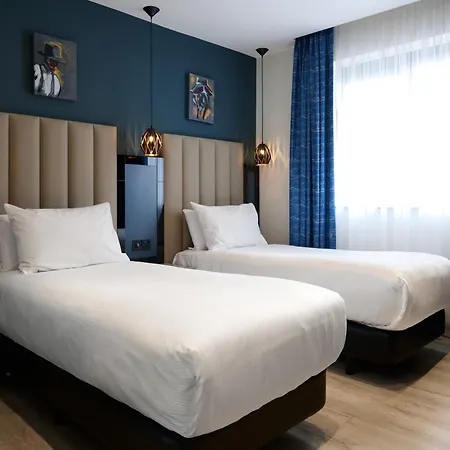 Spark By Hilton Luton-2