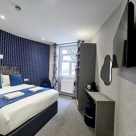 George Hotel-2