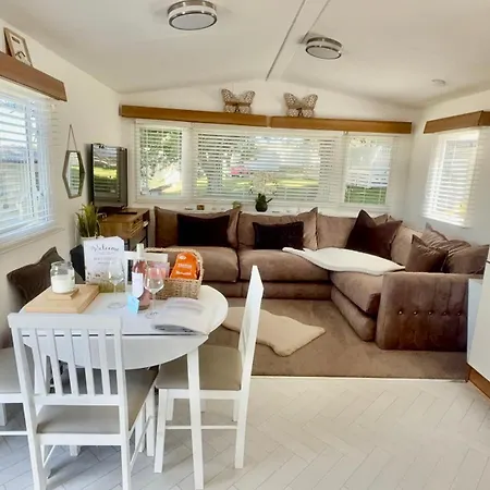 Hoburne Devon Bay Holiday Home Fresh Bright Rental - Home From Home-2