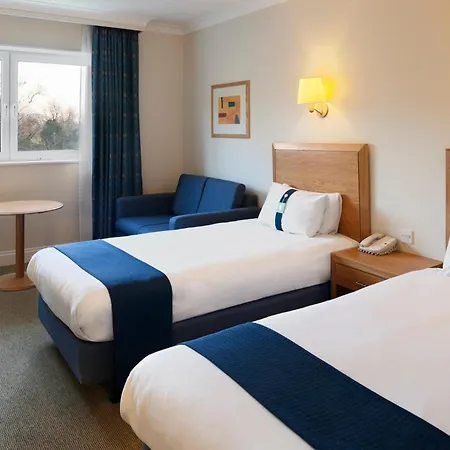 Holiday Inn Edinburgh Zoo By Ihg-2