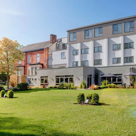 Best Western Plus Pinewood Hotel, Manchester Airport South Handforth-3