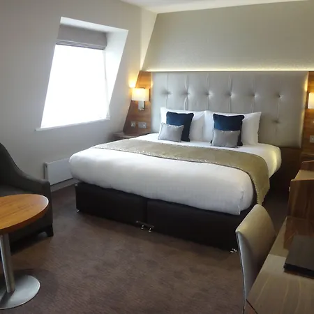 Norfolk Towers Paddington-2