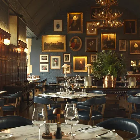 The Lygon Arms-3