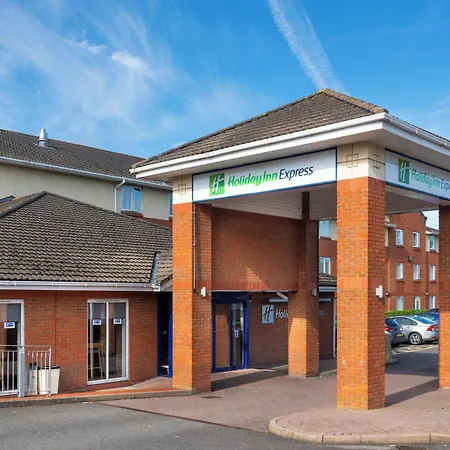Holiday Inn Express Gloucester - South By Ihg-2