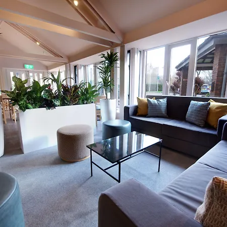 Waterloo Hub Hotel And Suites-3