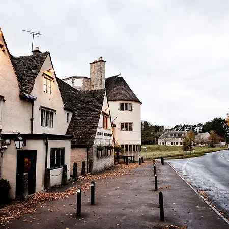 The Bear Of Rodborough Hotel-2