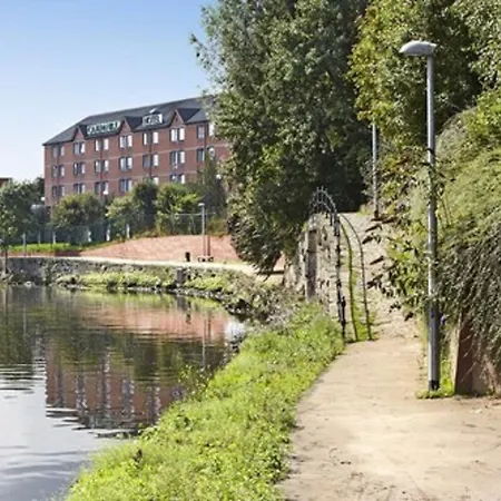 Campanile Manchester-3