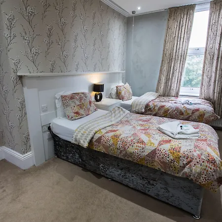 High Bank Hotel-2
