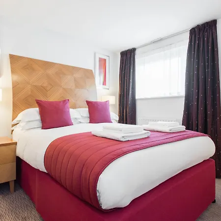 Premier Suites Newcastle-2