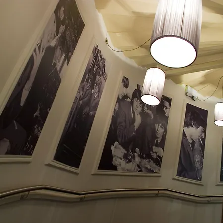 Hard Days Night Hotel Liverpool-3
