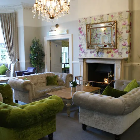 Alton House Hotel-3