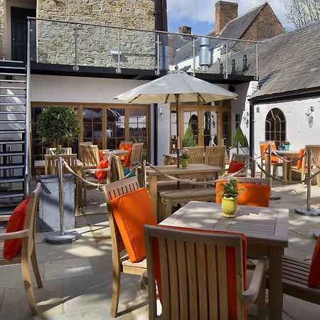 The George Townhouse-2