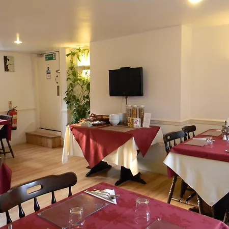 Crown Lodge Guest House-2