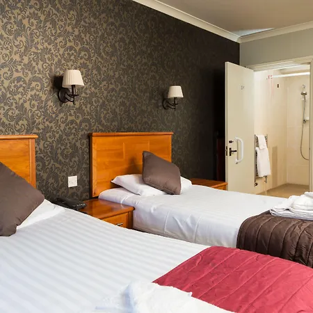 The Dog & Bear Hotel-3