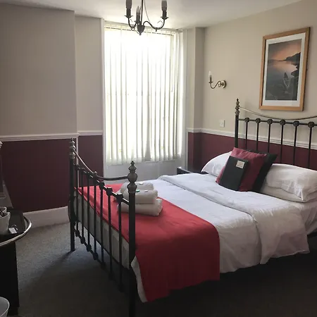 Kempfield House-2