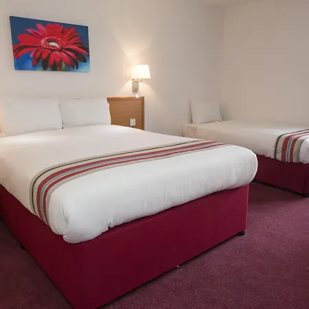Ramada Cambridge-2