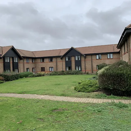 Ramada Cambridge-3