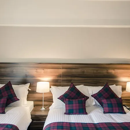 Royal West End Hotel-3