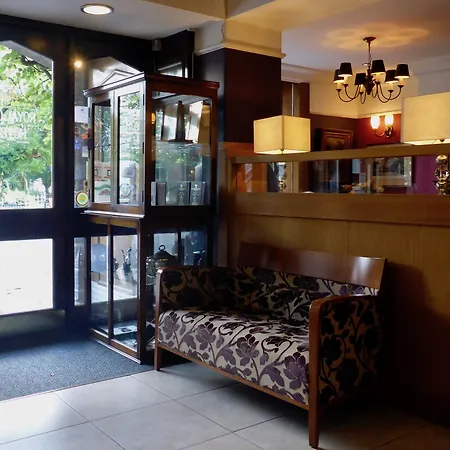 Royal Oak Hotel-2