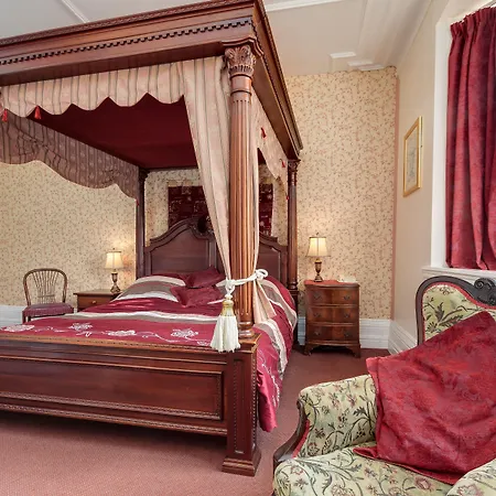Station Hotel-2