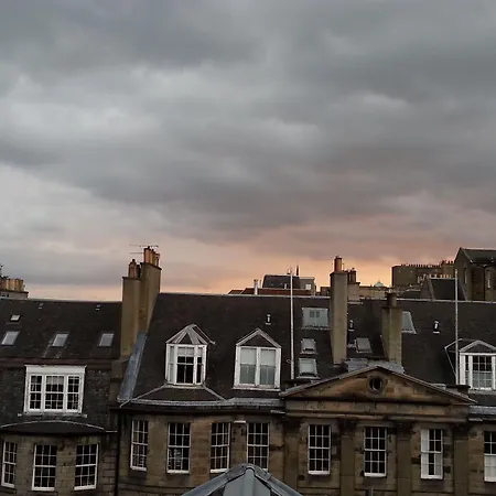 Edinburgh Townhouse-2