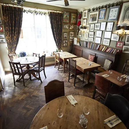 Wykeham Arms-3