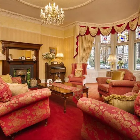 Lincoln House Private Hotel-2