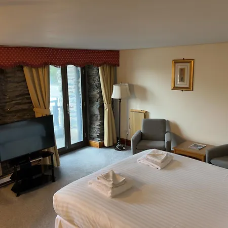 Whitewater Hotel & Spa-2