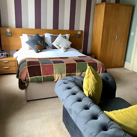 Salisbury Guest House-3