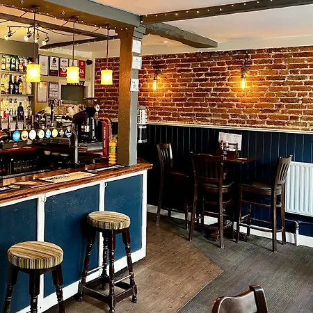 The Crown And Cushion-2