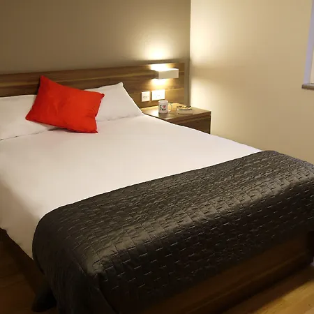 The Mitre Hotel Brighton-3