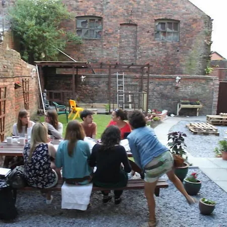 Everton Hostel-3