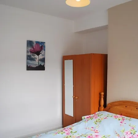 Clift Guest House-2