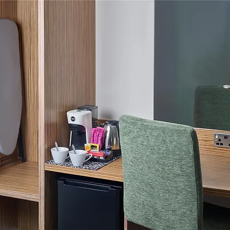 Mercure London Gatwick Airport-3