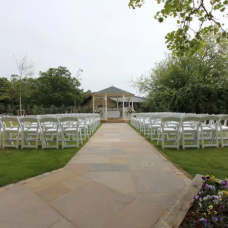 Yarrow Hotel-3